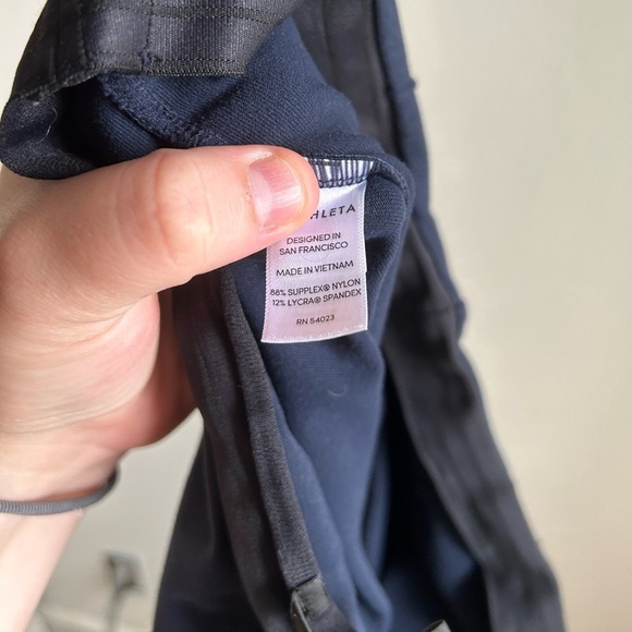 Athleta Navy Blue High Rise Flare Leg Slit Greenwich Pants Medium - Picture 8 of 10
